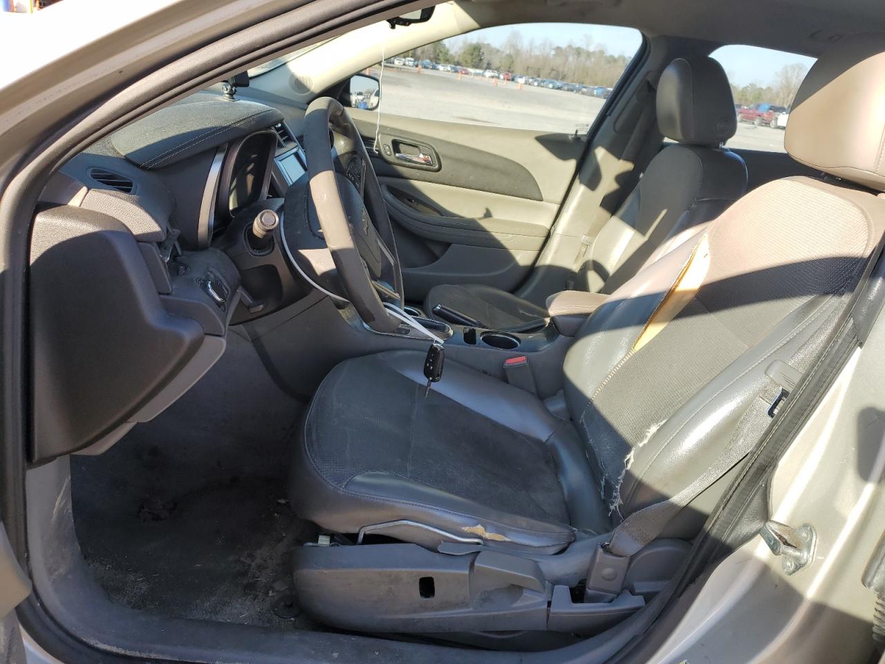 2016 Chevrolet Malibu - Image 7
