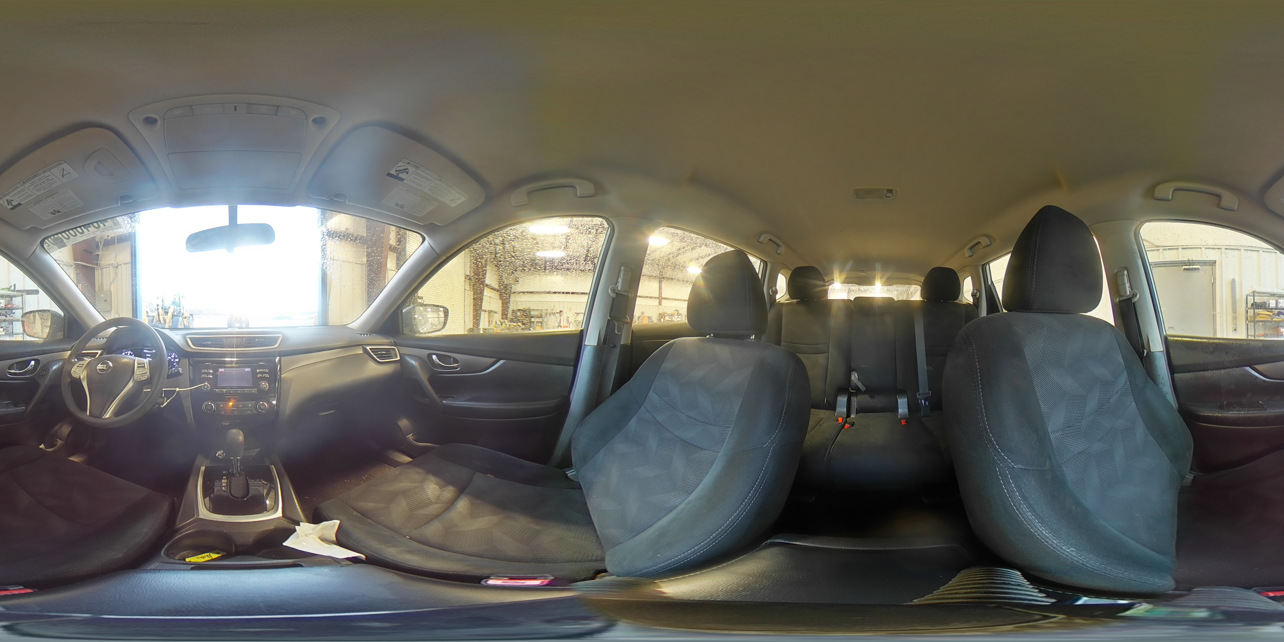 2016 Nissan Rogue - Image 12
