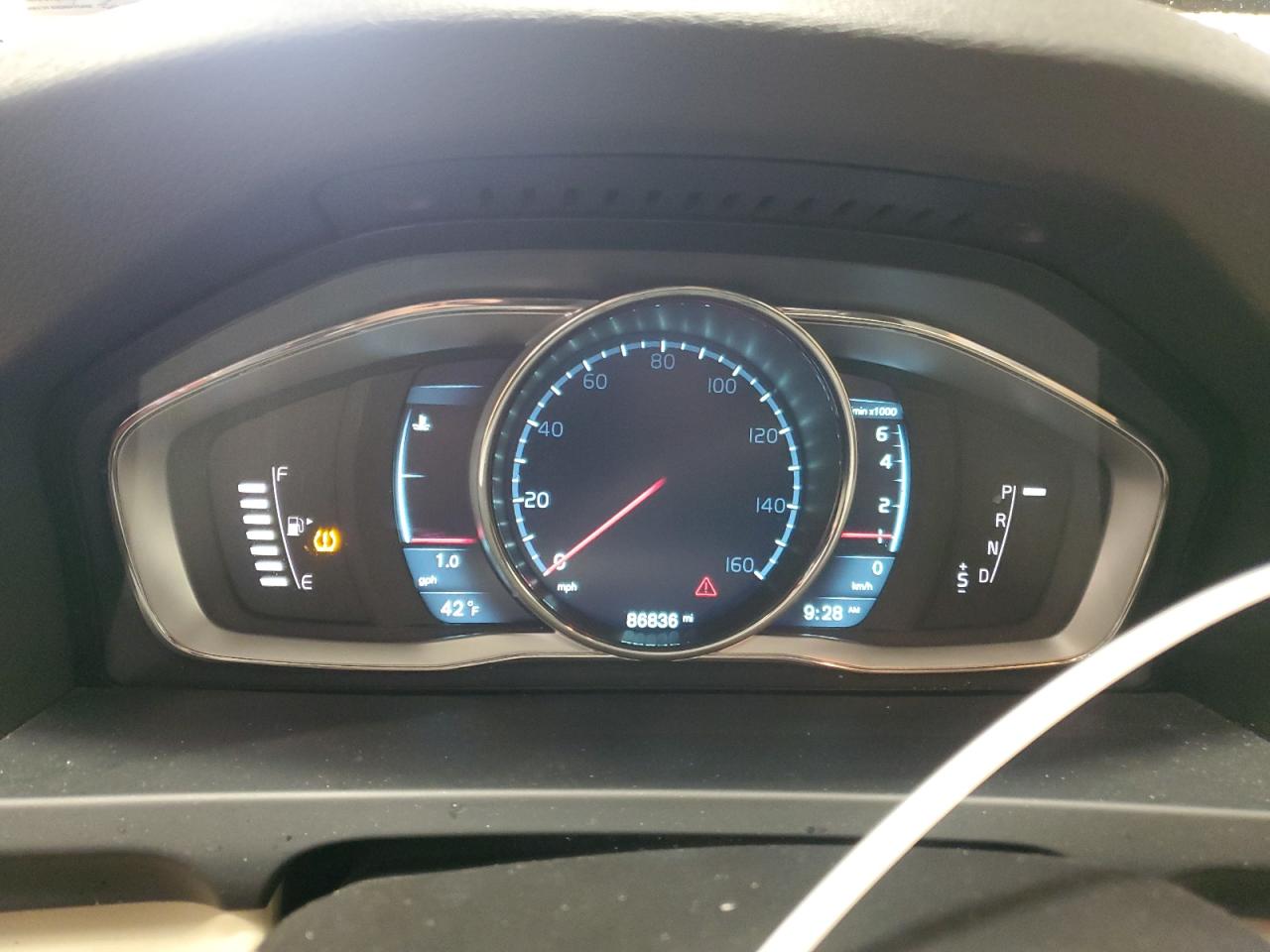 2015 Volvo S60 - Image 9
