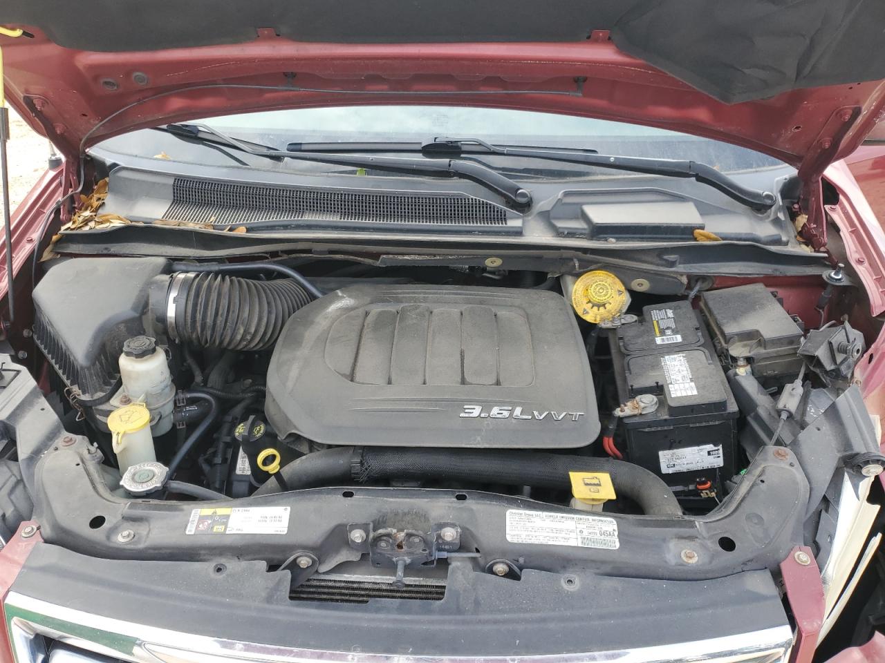 2013 Chrysler Town & Country - Image 13