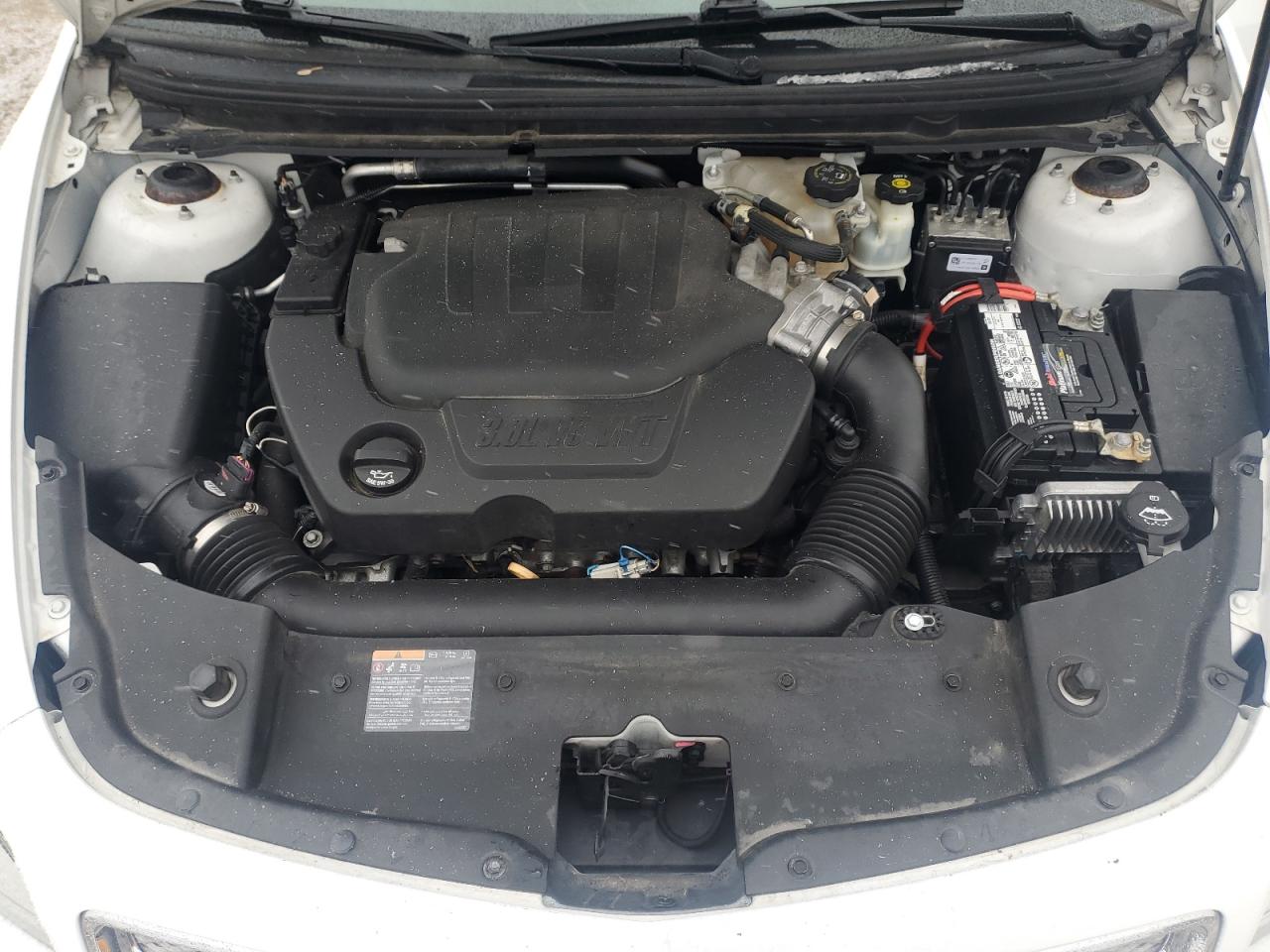 2011 Chevrolet Malibu - Image 11