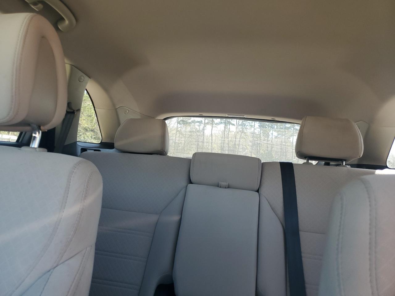 2016 Kia Sorento - Image 10