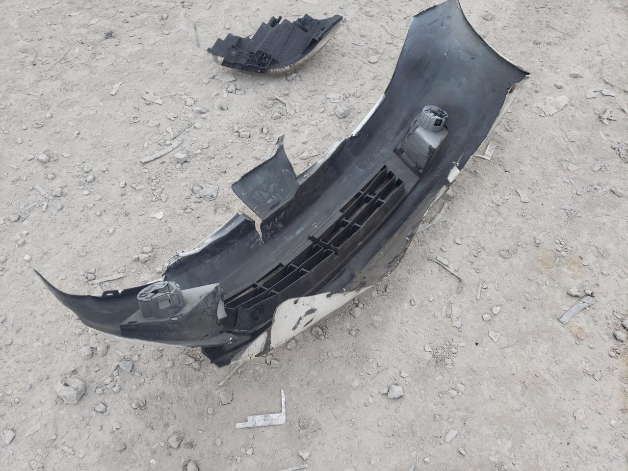 2009 Nissan Versa - Image 15