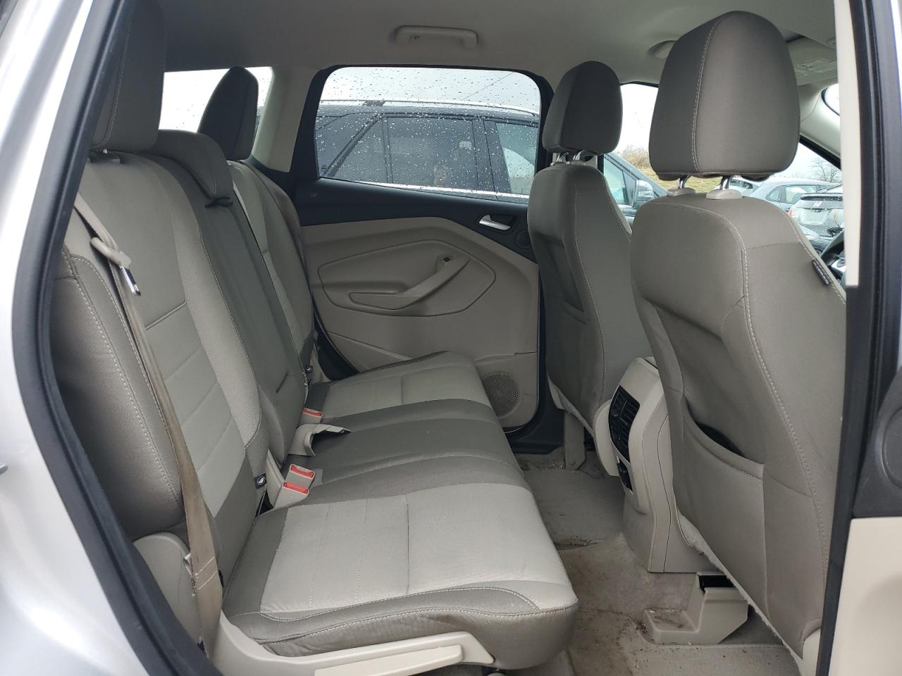 2015 Ford Escape - Image 11
