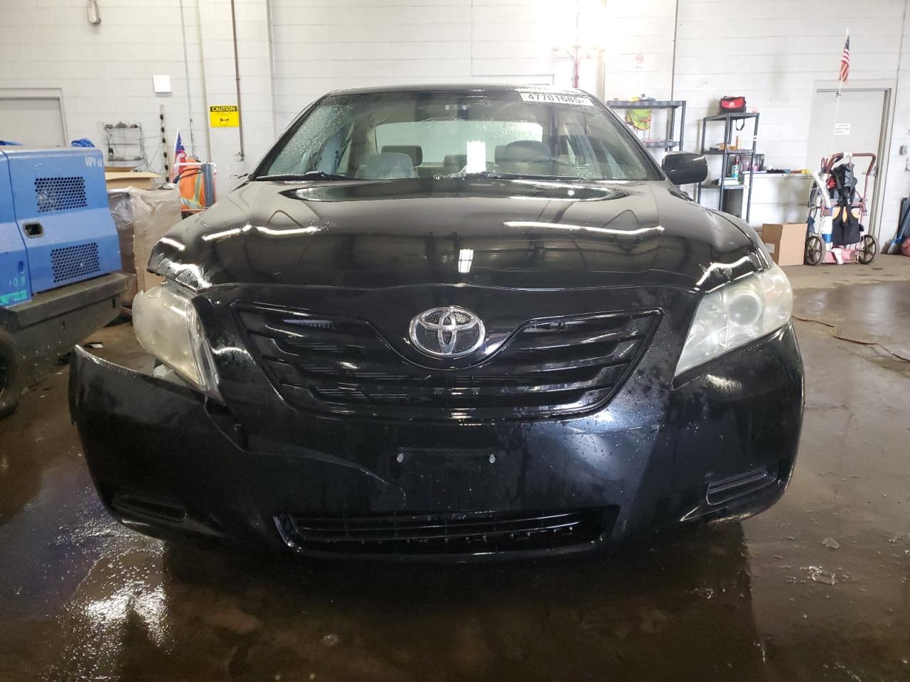 2009 Toyota Camry - Image 5