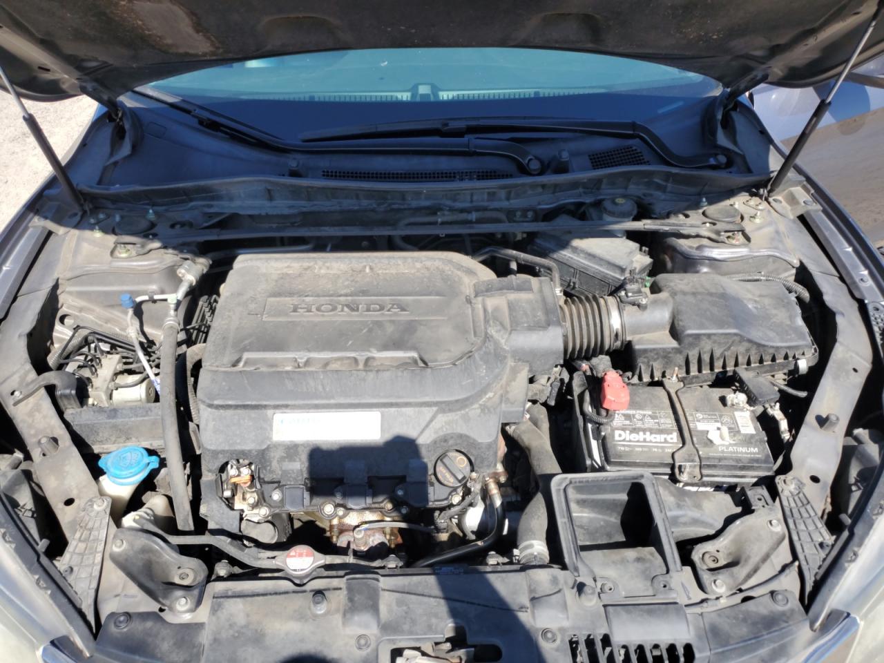 2013 Honda Accord - Image 13