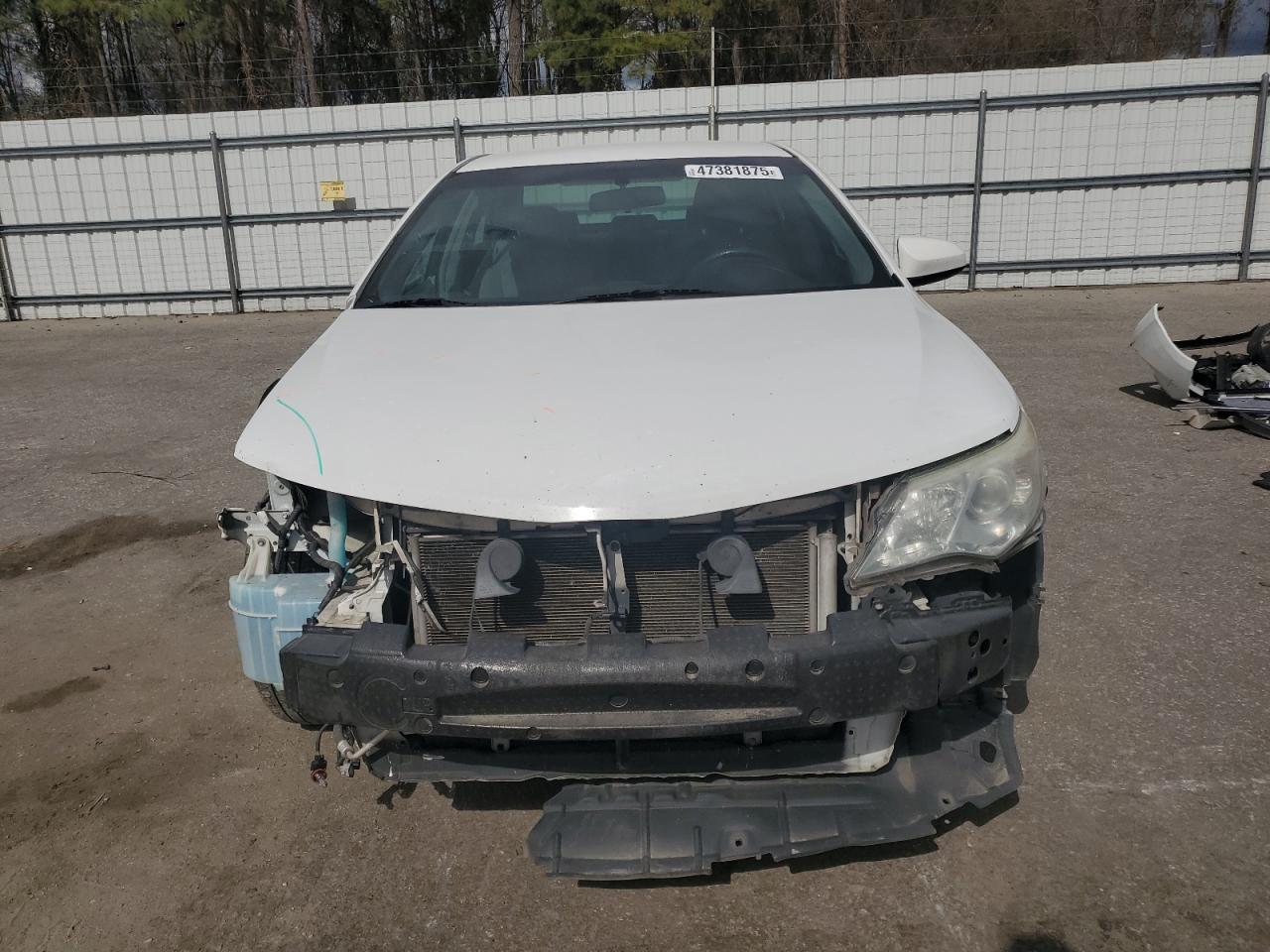 2014 Toyota Camry - Image 5