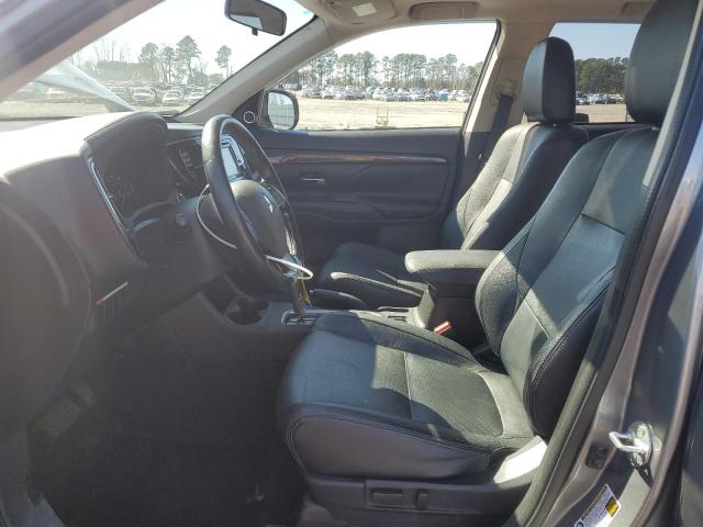  MITSUBISHI OUTLANDER 2016 Srebrny
