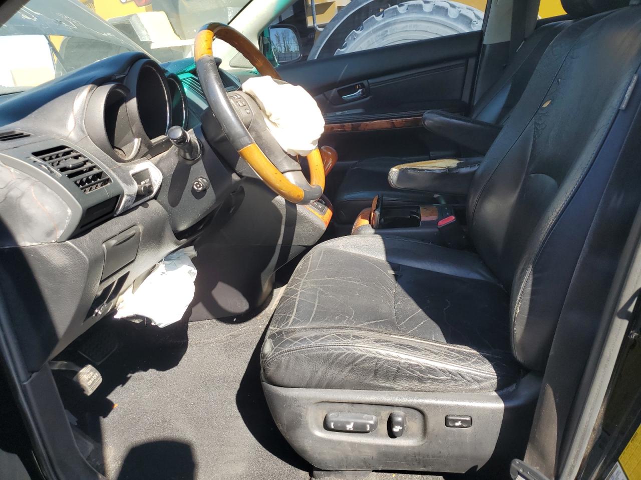 2004 Lexus RX - Image 7
