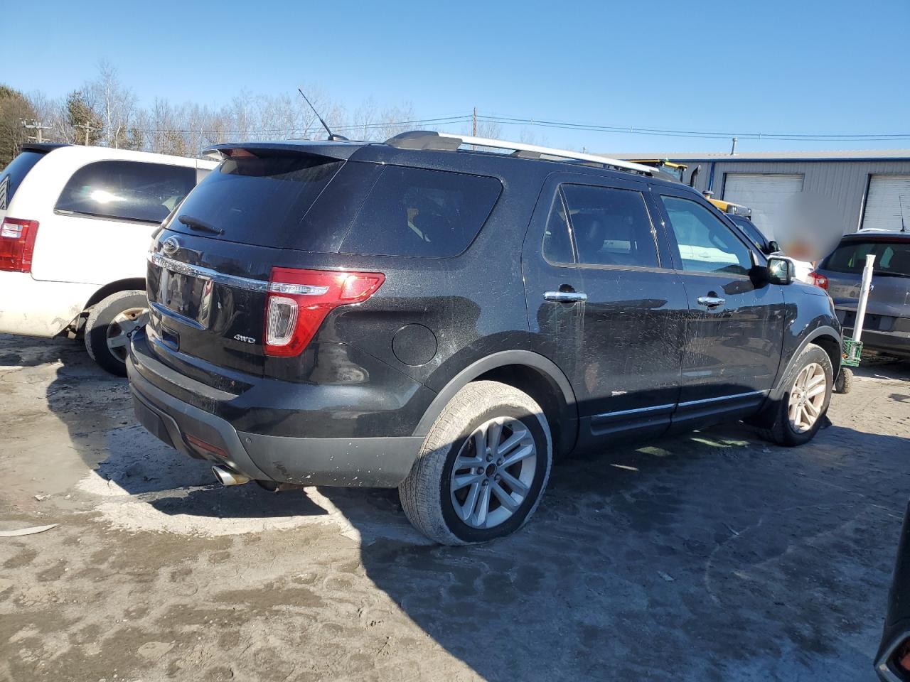 2014 Ford Explorer - Image 3