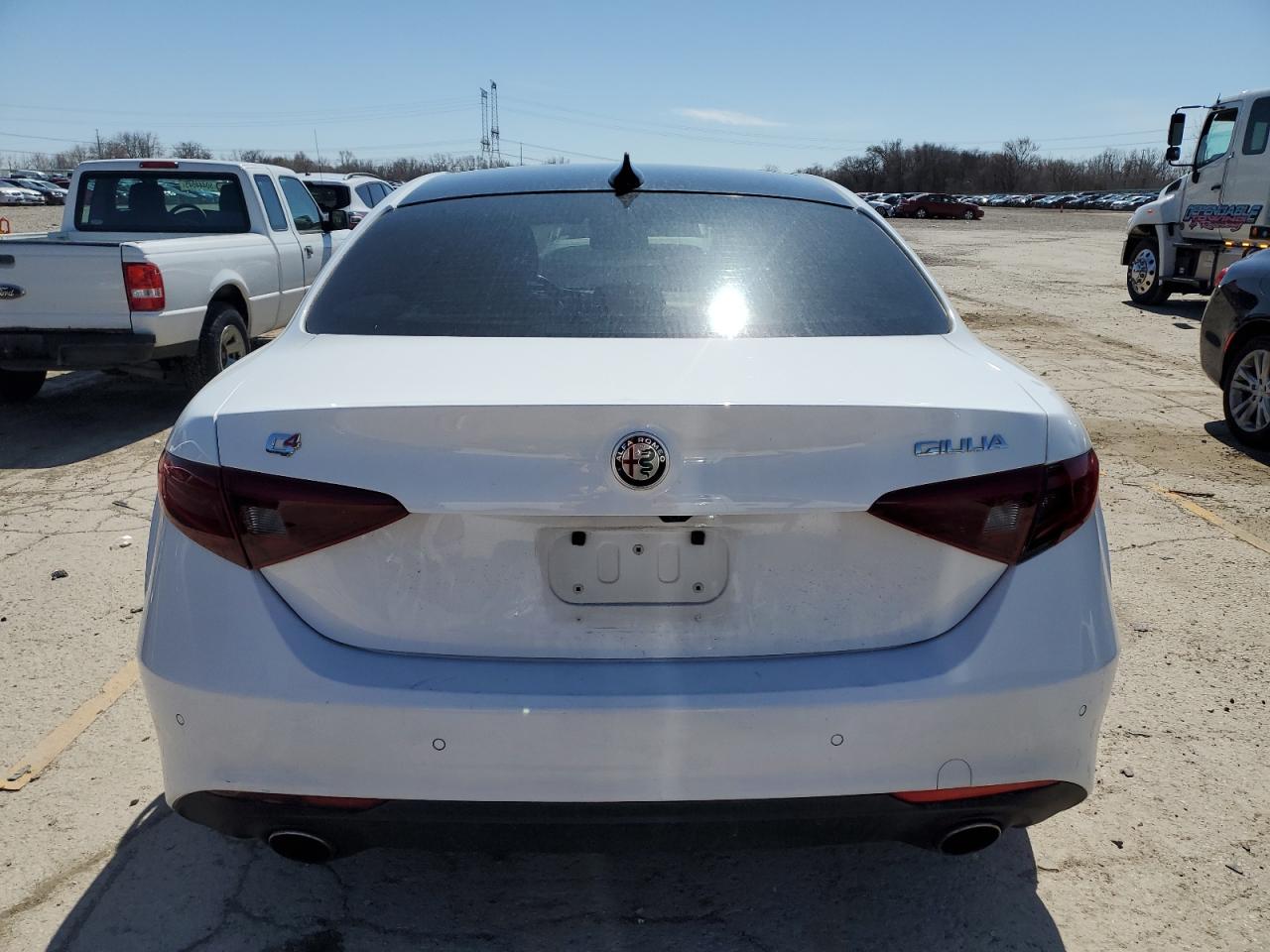 2017 Alfa Romeo Giulia Ti Q4 VIN: ZARFAEENXH7538335 Lot: 48879785