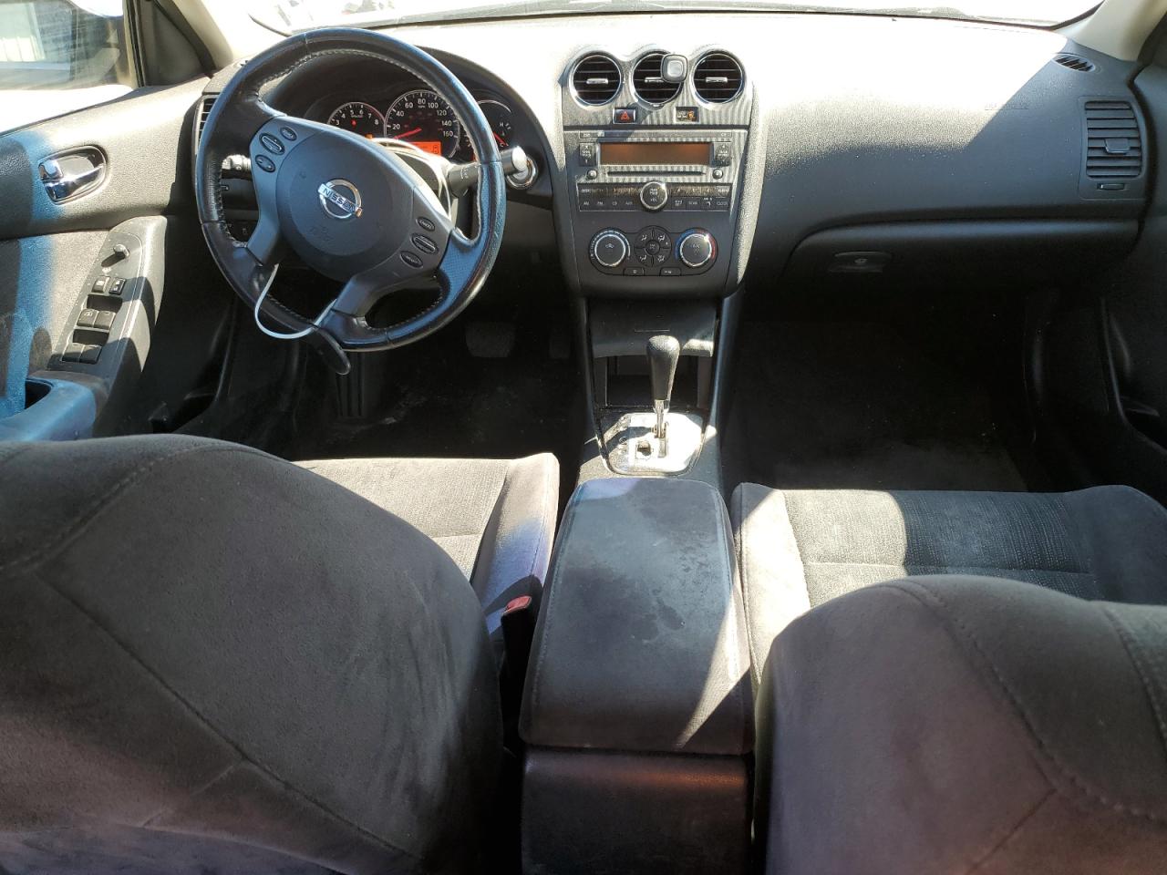 2011 Nissan Altima - Image 8