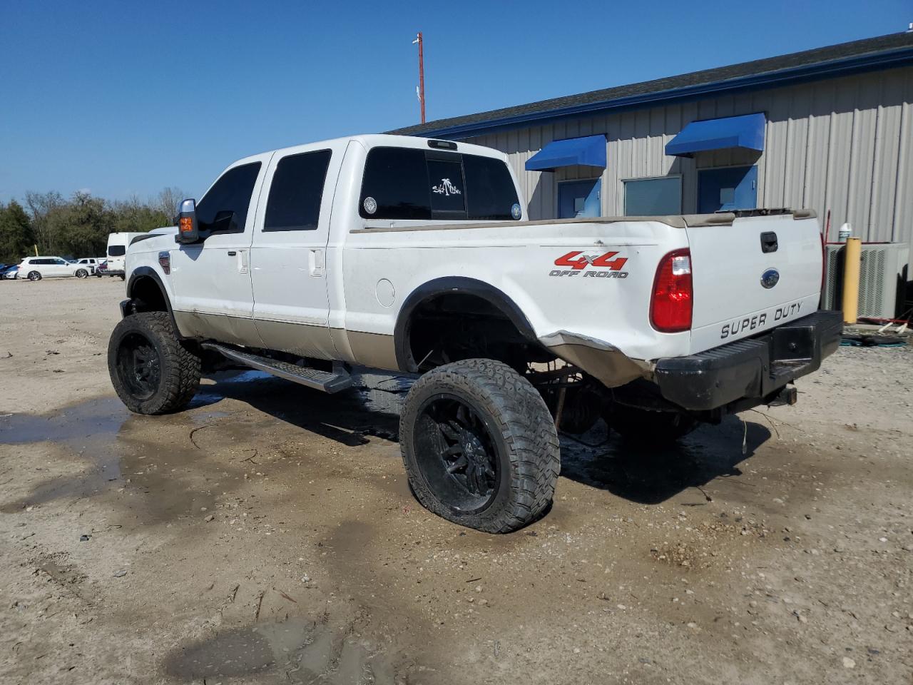 2009 Ford F250 - Image 2