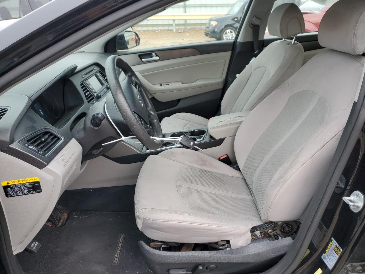 2015 Hyundai Sonata - Image 7