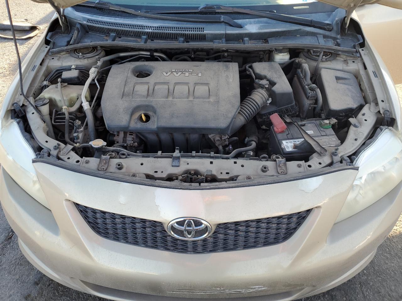2010 Toyota Corolla - Image 13
