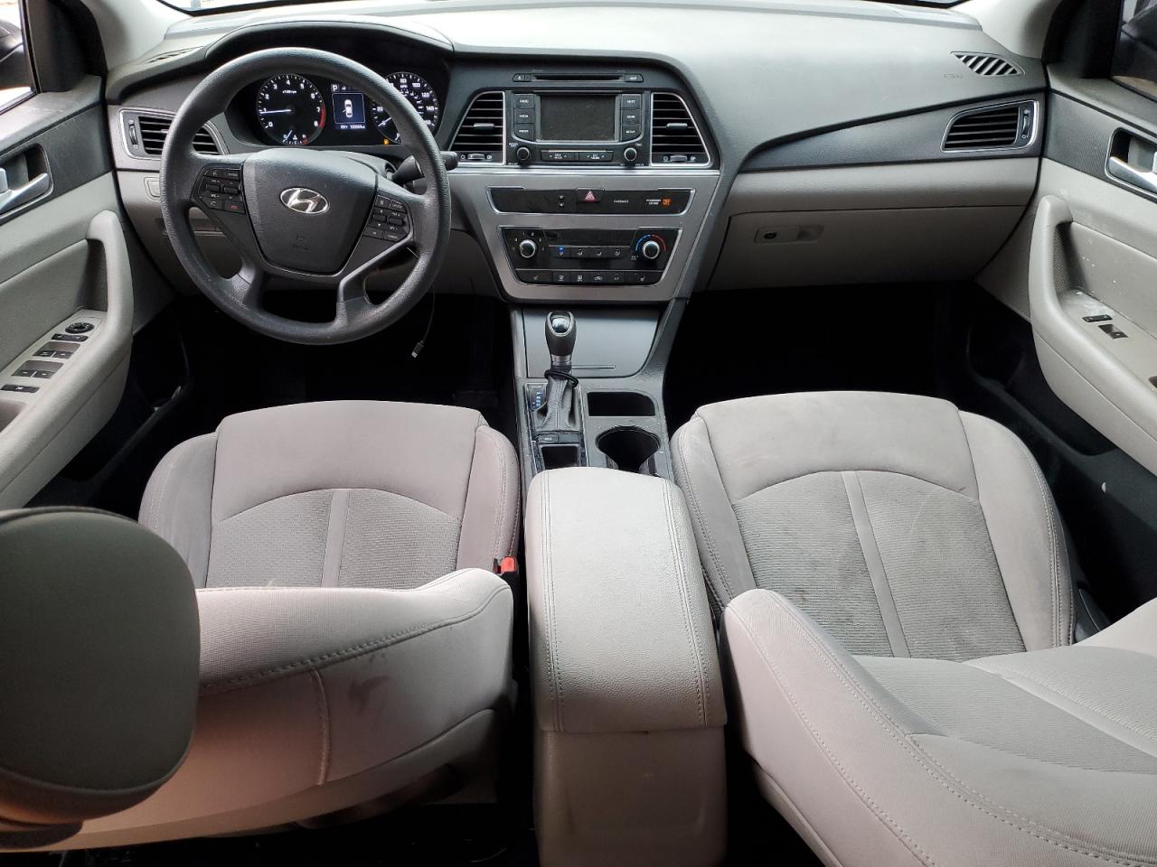 2015 Hyundai Sonata - Image 8