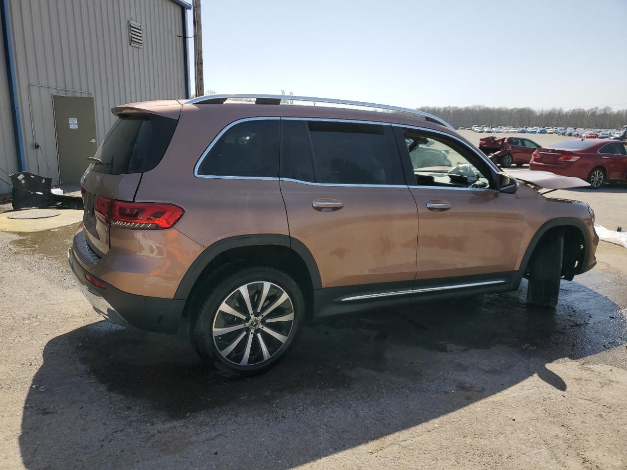 2023 Mercedes-Benz GLB - Image 3