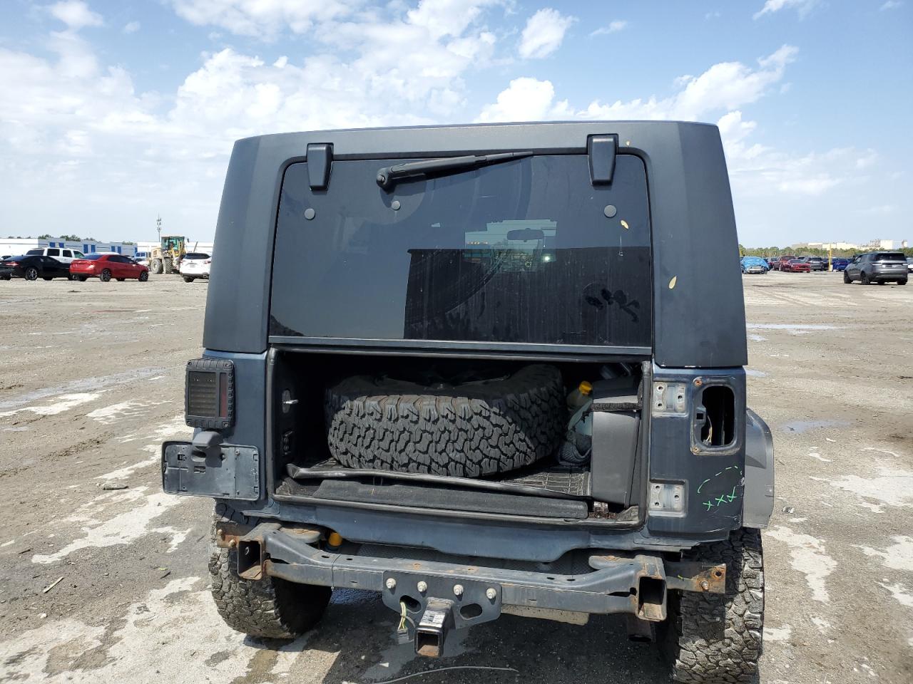 2008 Jeep Wrangler - Image 6