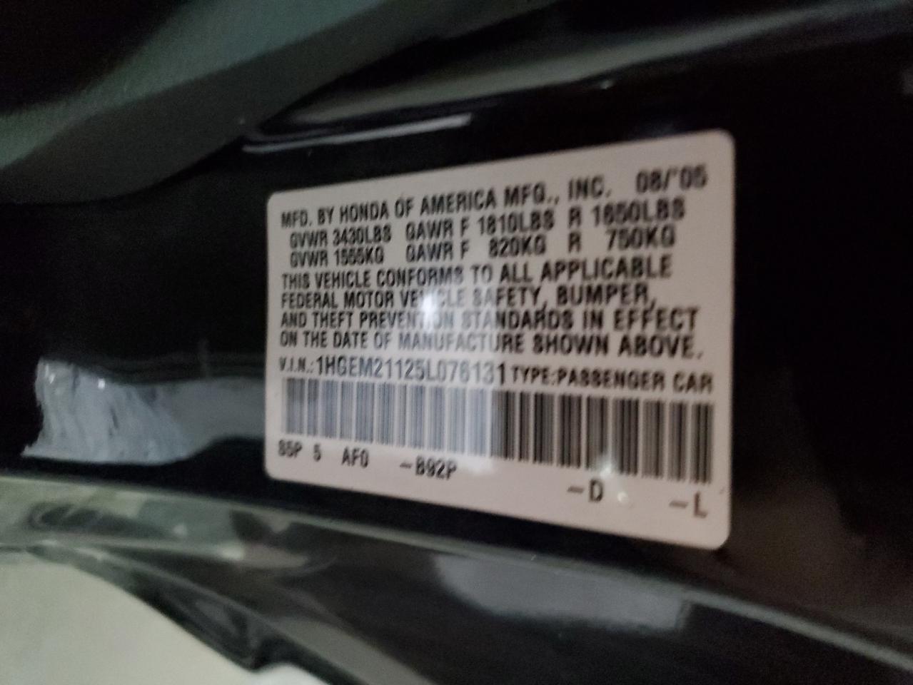 2005 Honda Civic - Image 13