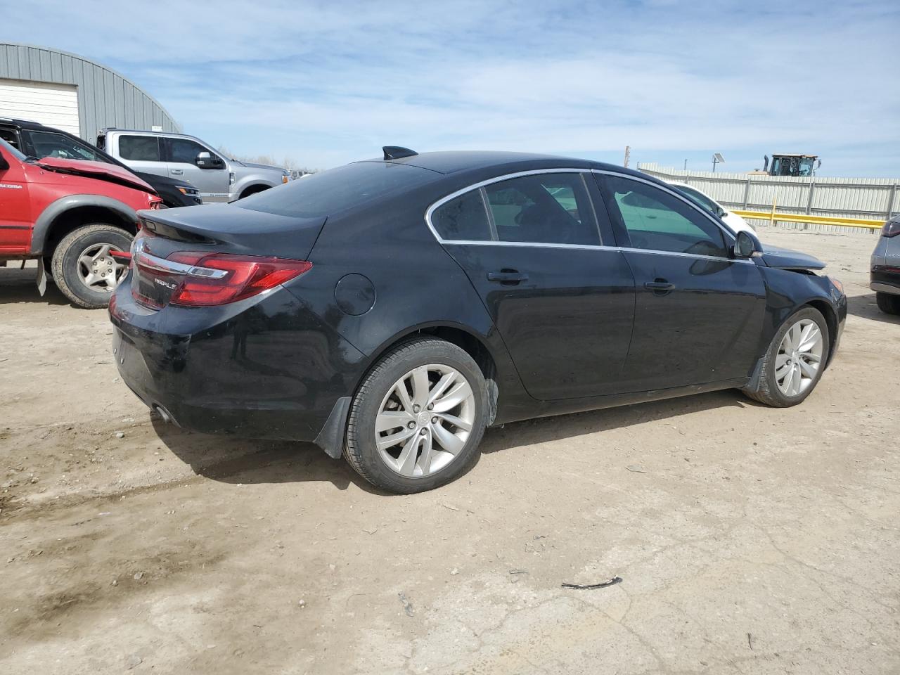 2015 Buick Regal - Image 3