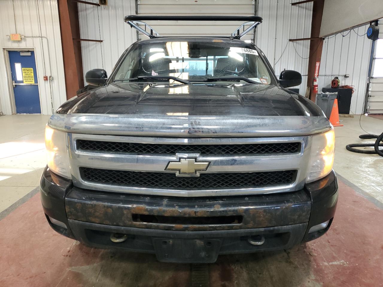 2010 Chevrolet Silverado - Image 5