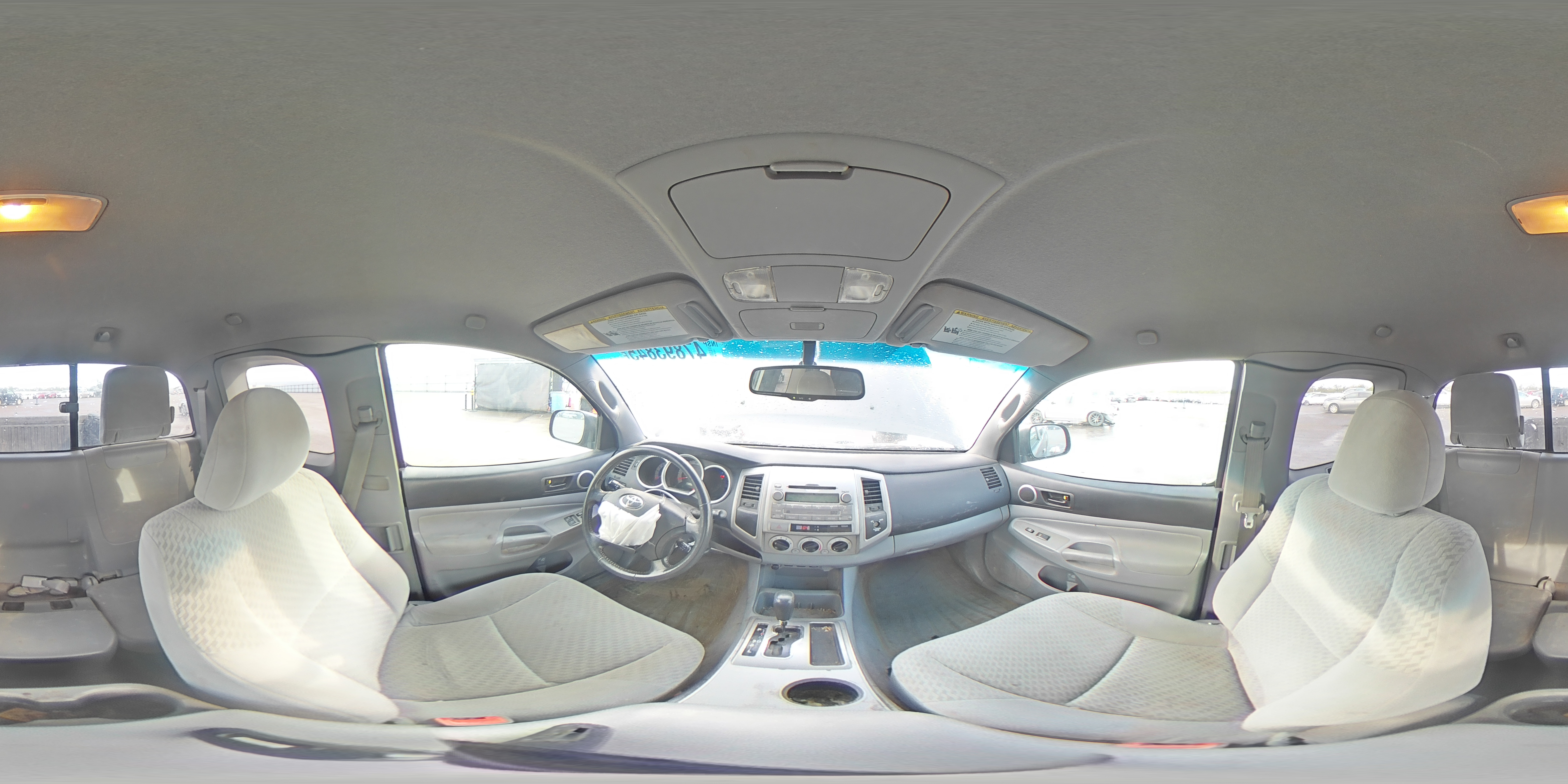 2011 Toyota Tacoma - Image 13