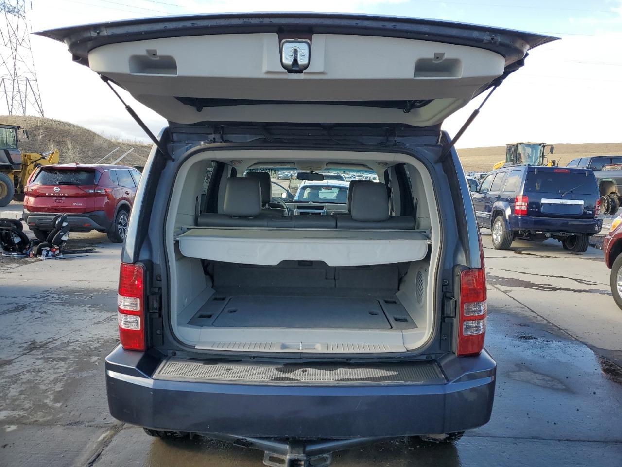 2008 Jeep Liberty (North America) - Image 6