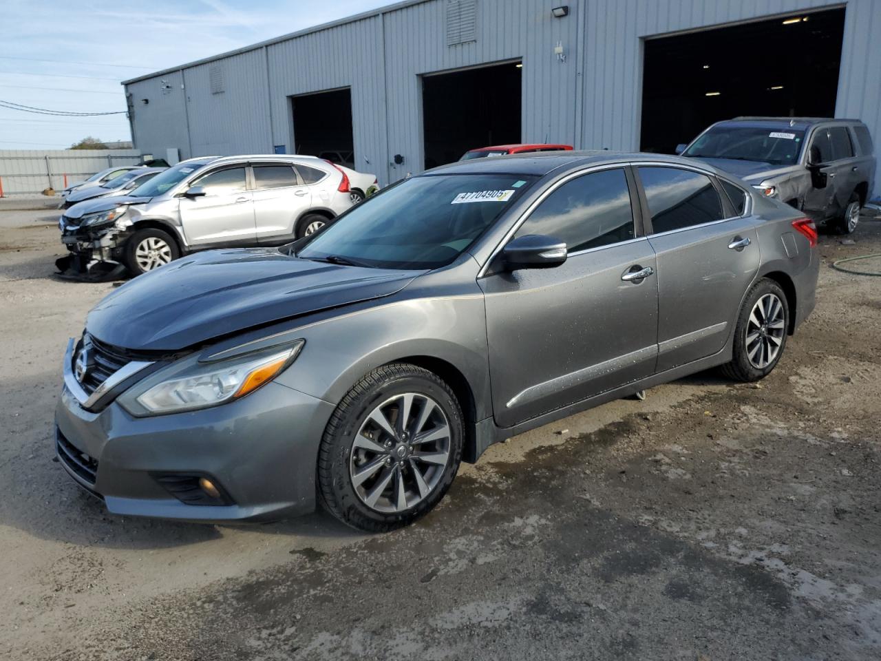 2016 Nissan Altima - Image 1