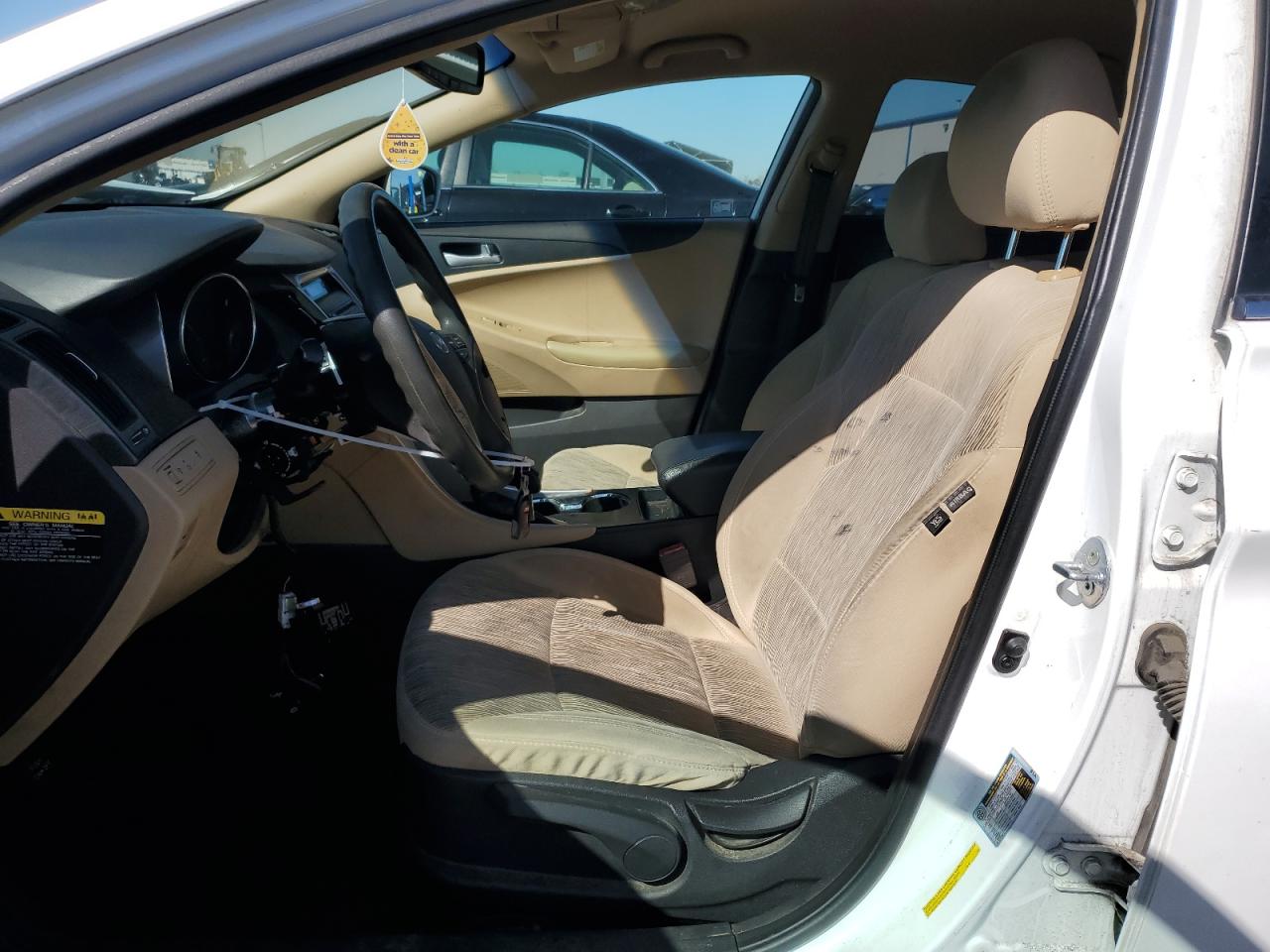 2013 Hyundai Sonata - Image 7
