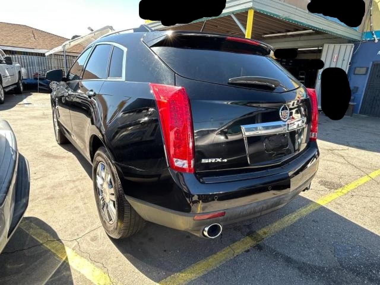 2010 Cadillac SRX - Image 3