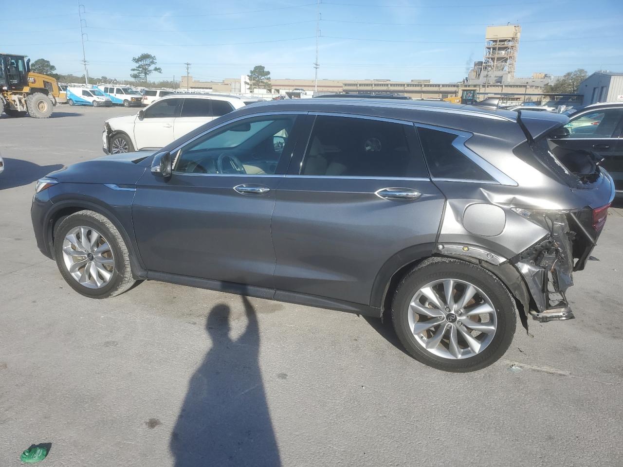 2021 Infiniti QX50 - Image 2