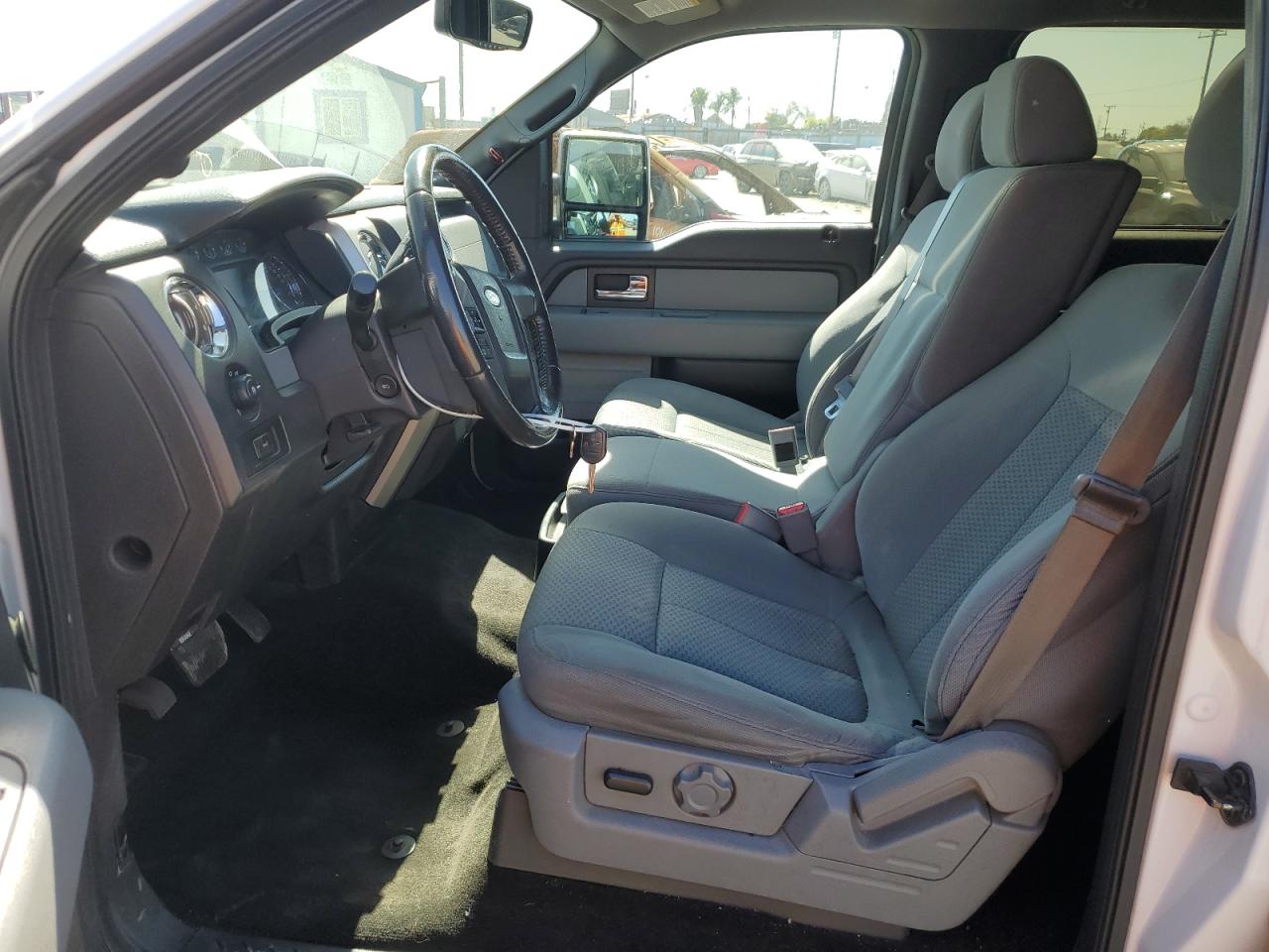 2014 Ford F-150 - Image 7