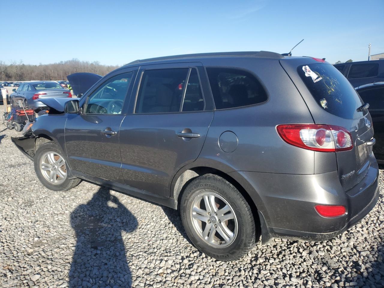 2012 Hyundai Santa Fe - Image 2