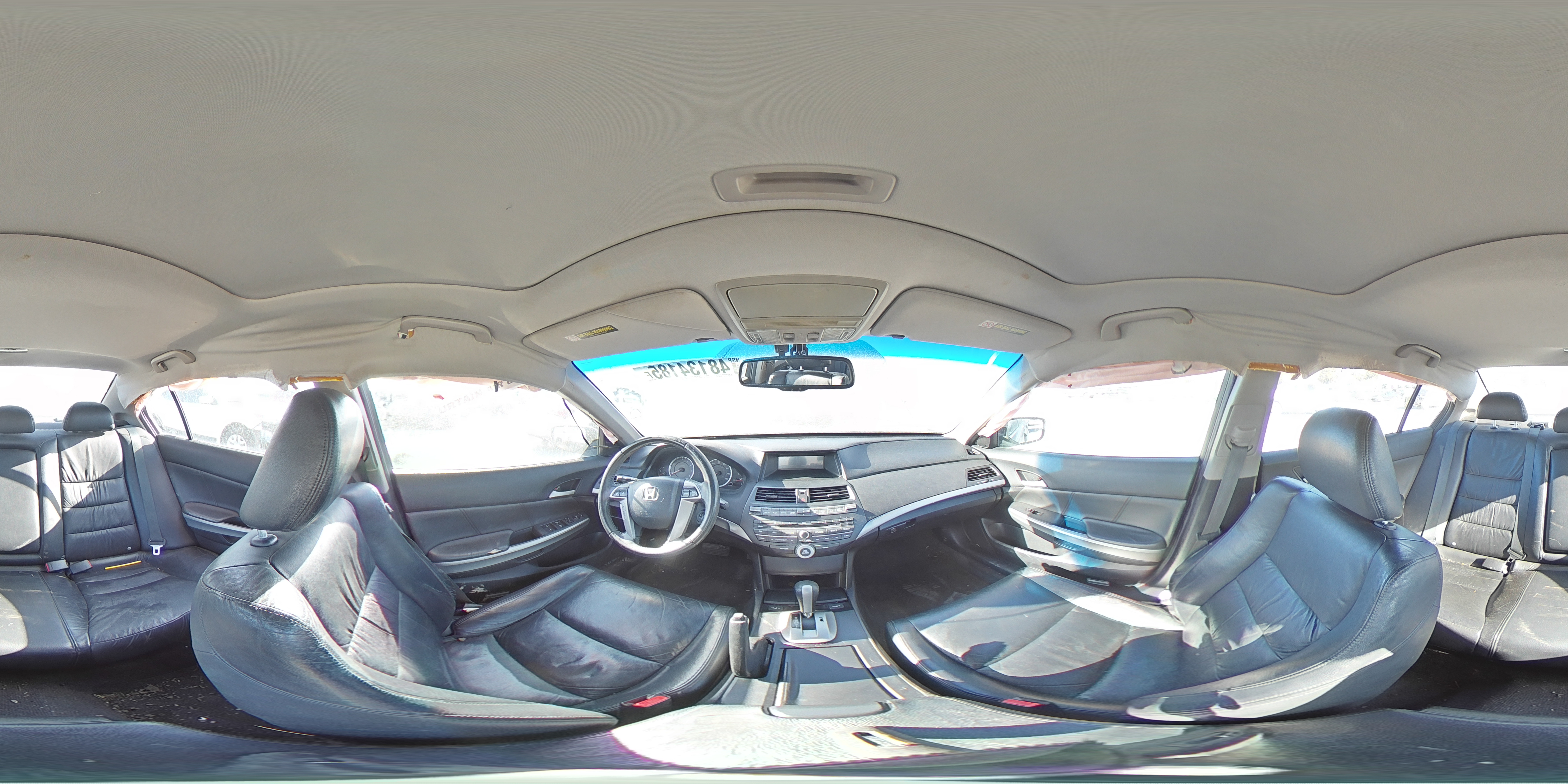 2010 Honda Accord - Image 13