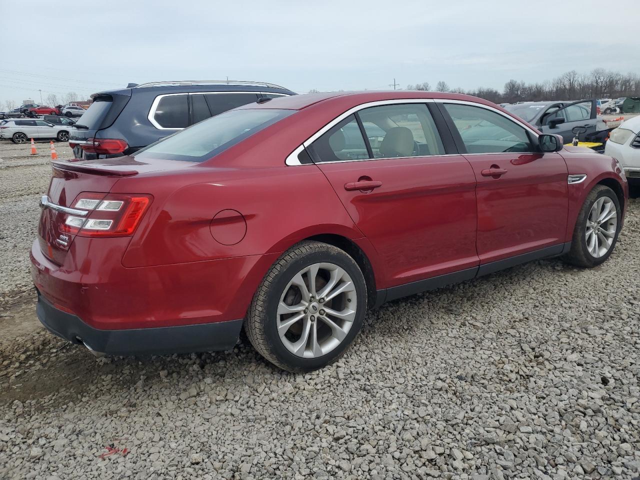 2013 Ford Taurus - Image 3