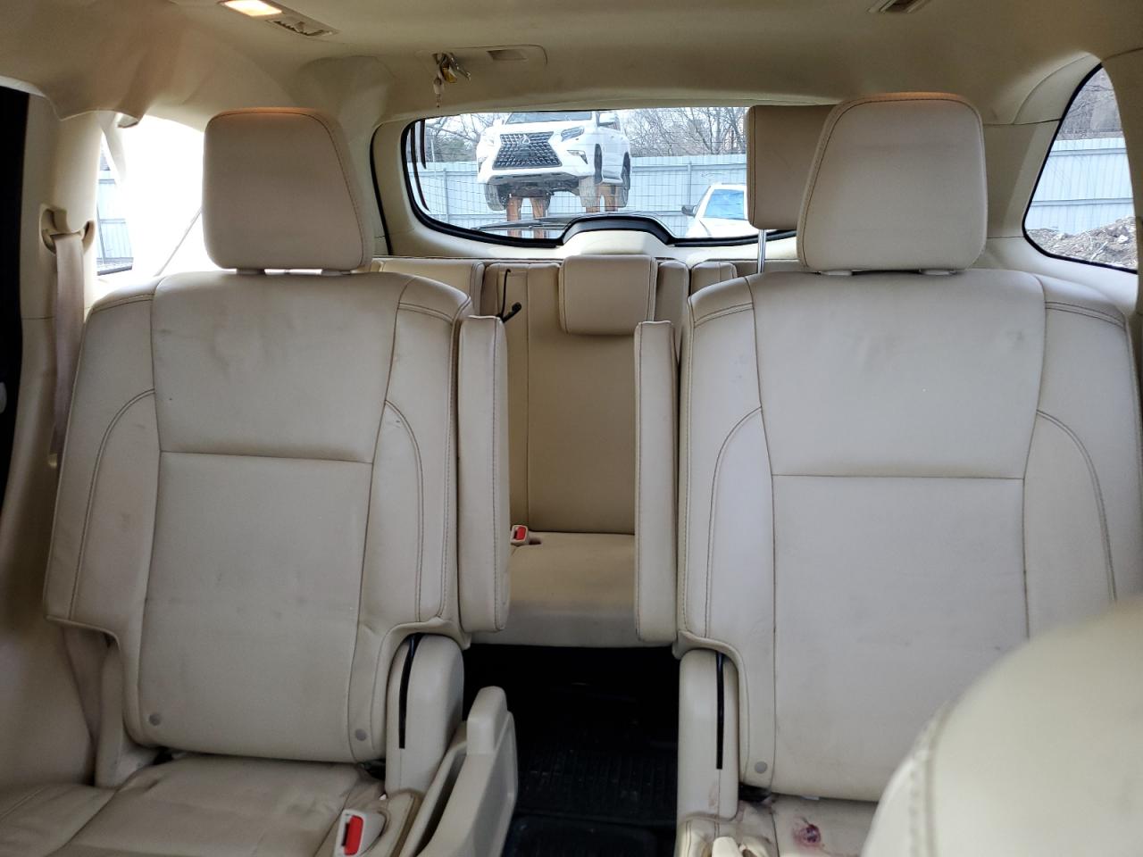 2015 Toyota Highlander - Image 10