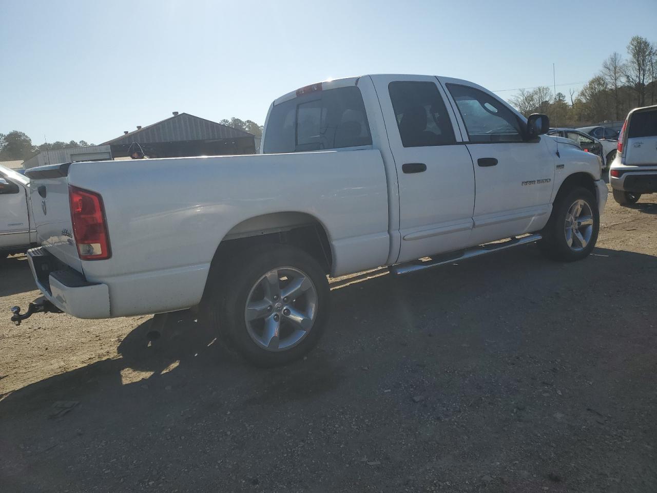 2006 Dodge RAM - Image 3