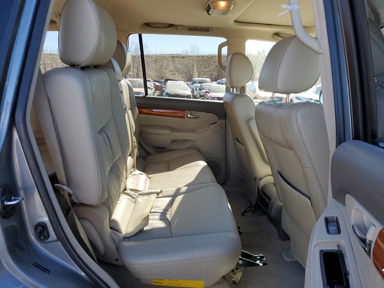 2006 Lexus GX - Image 11