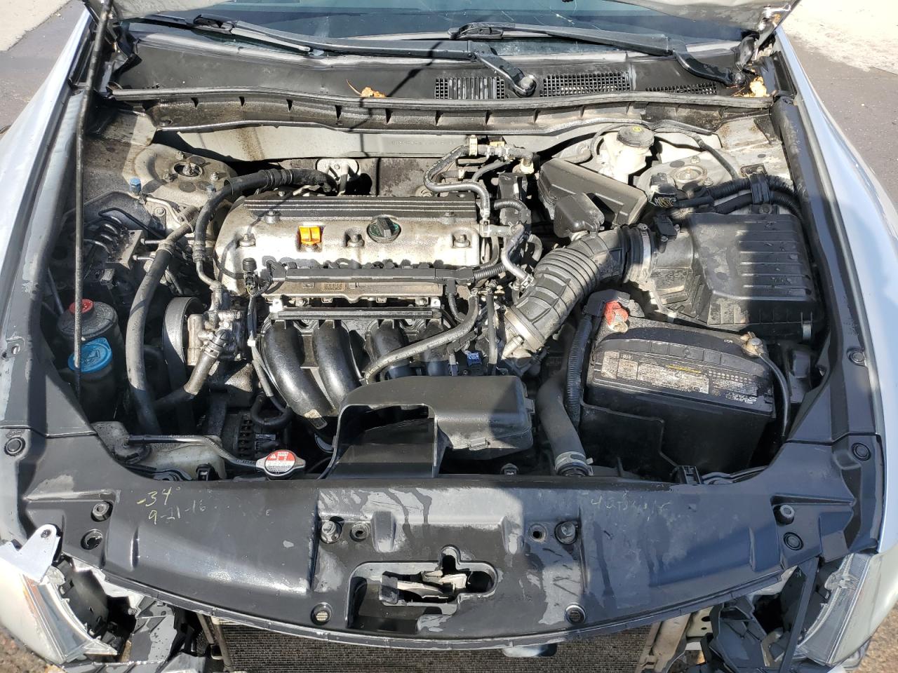 2010 Honda Accord - Image 11