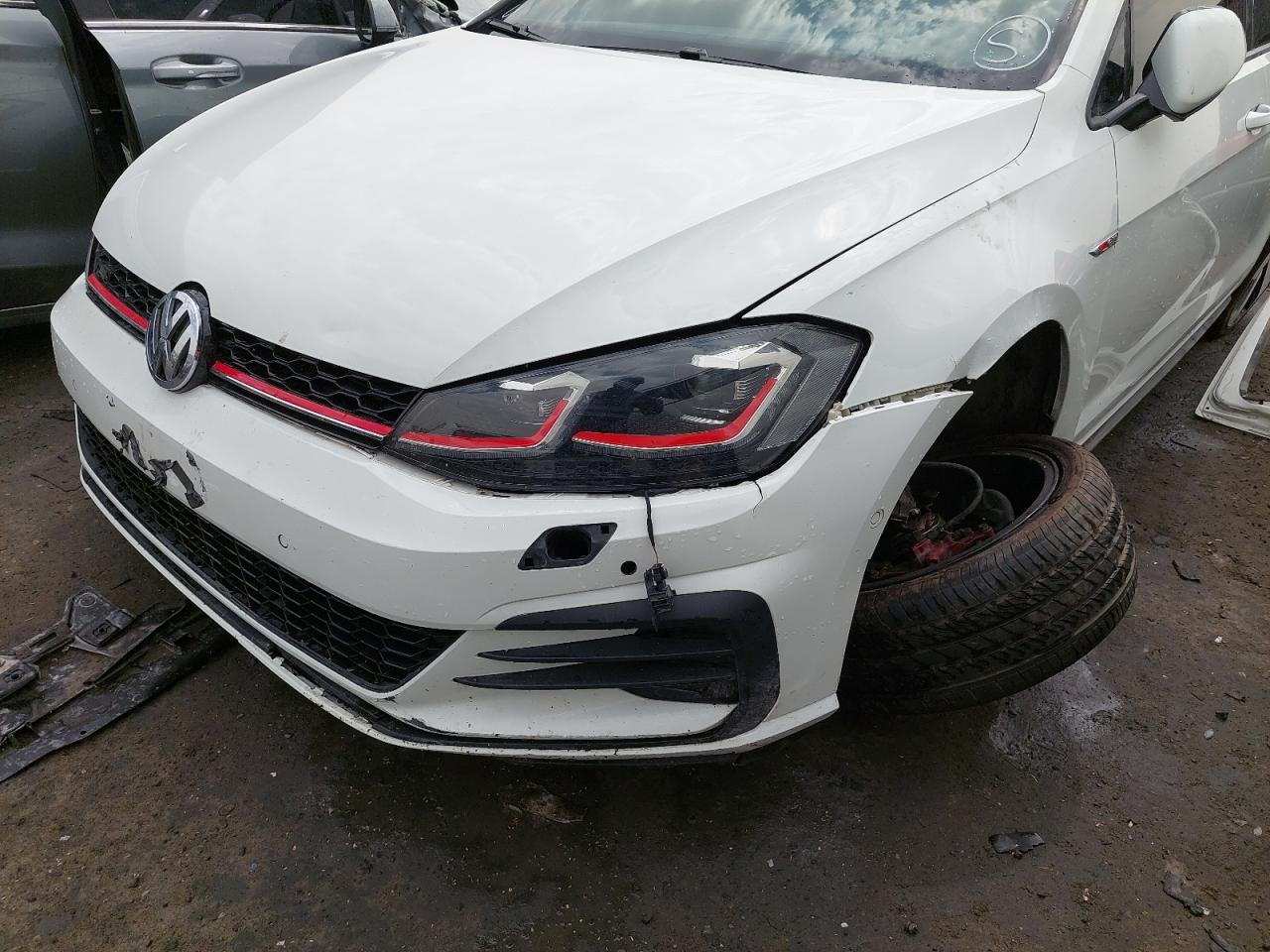 WVWFL2AU6HW345573 - 2017 Volkswagen Golf - #undefined