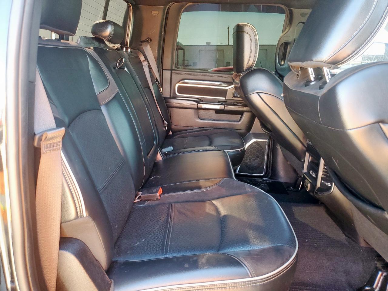 2019 Ram 2500 Laramie VIN: 3C6UR5FJ2KG596769 Lot: 90265335