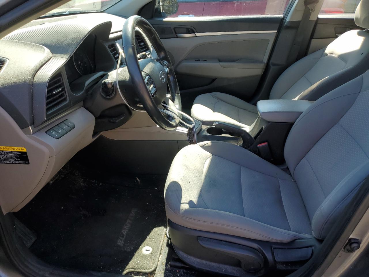 2019 Hyundai Elantra - Image 7