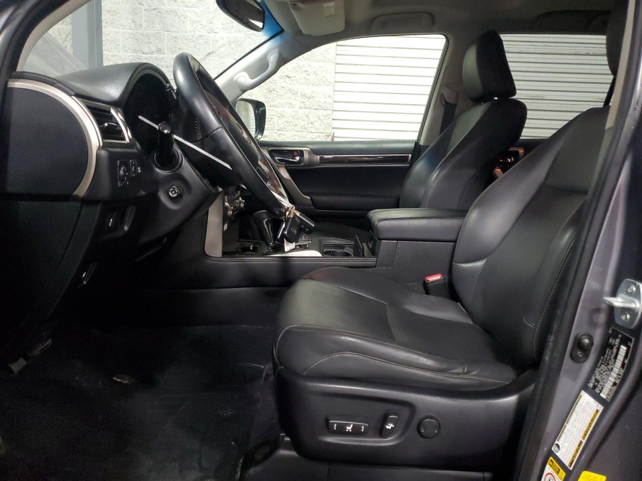 2016 Lexus GX - Image 7