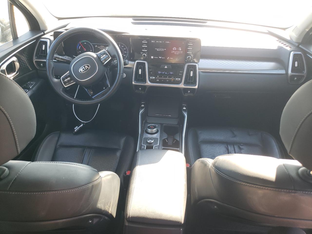 2021 Kia Sorento - Image 8