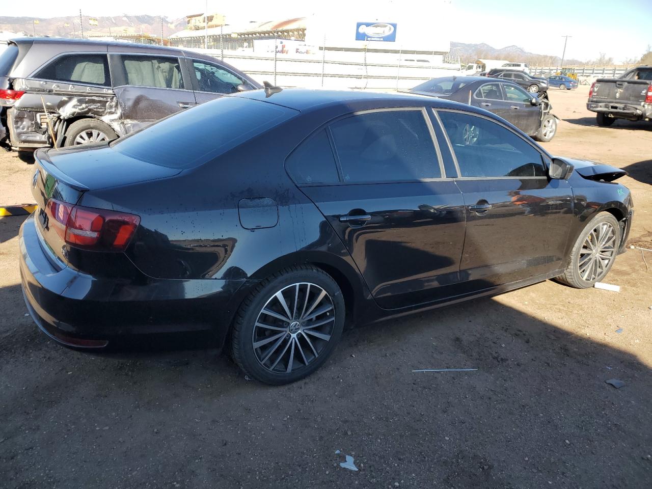 2016 Volkswagen Jetta - Image 3