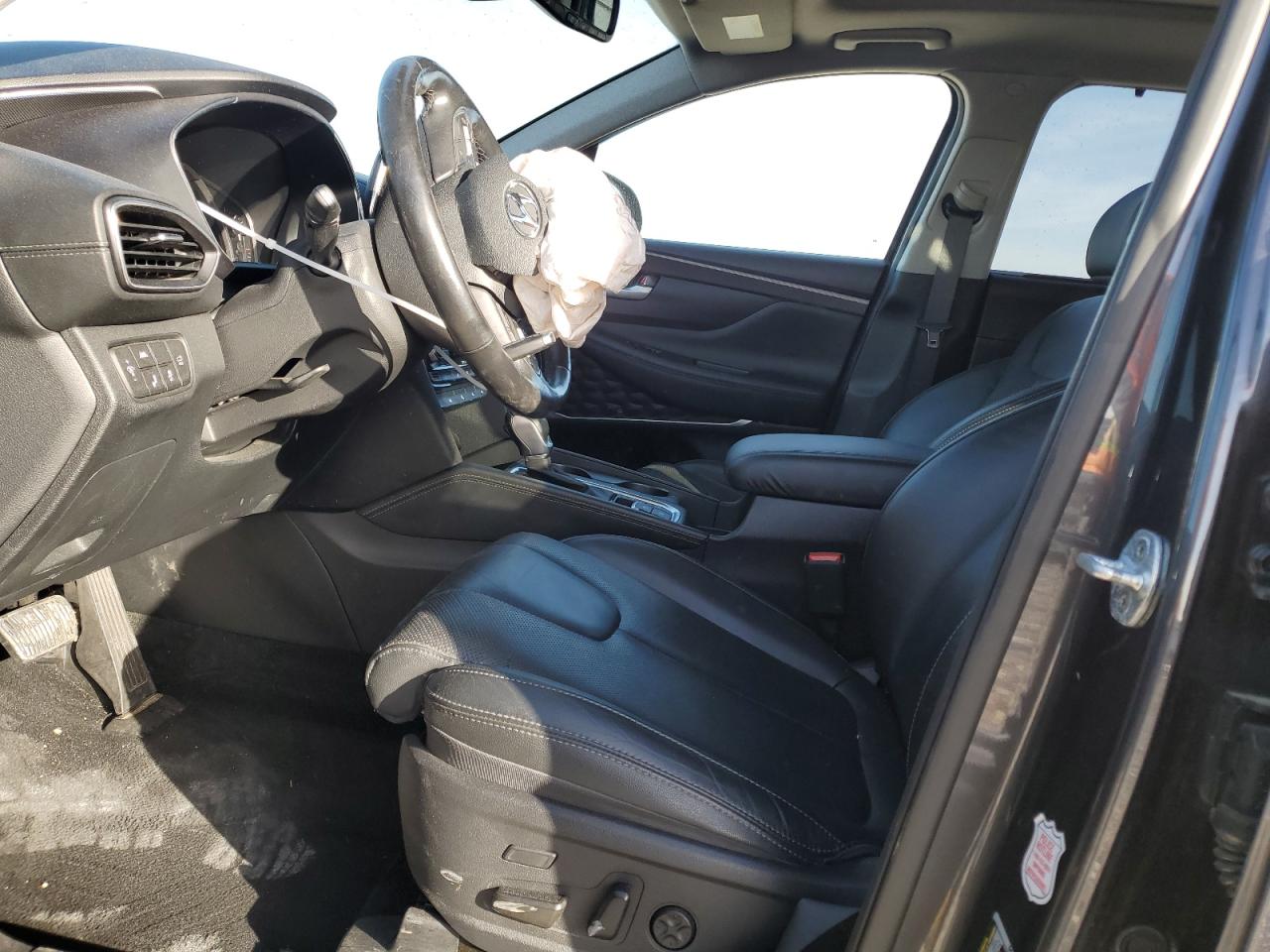 2020 Hyundai Santa Fe - Image 7