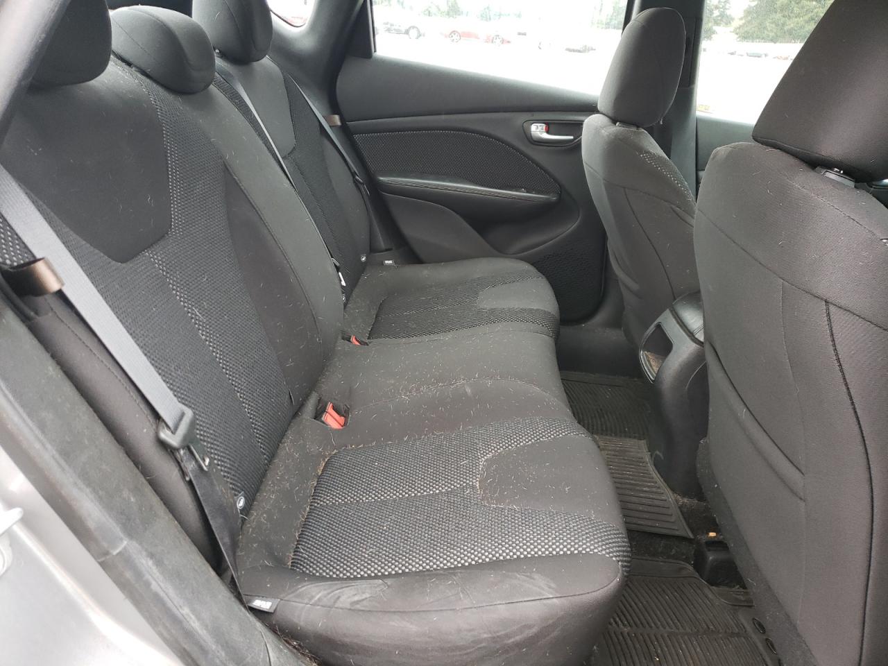 2016 Dodge Dart - Image 10