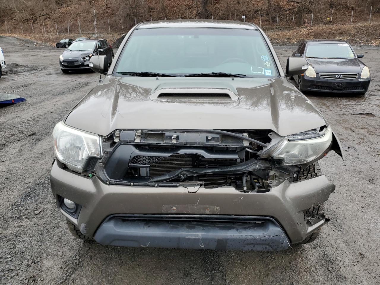 2013 Toyota Tacoma - Image 5