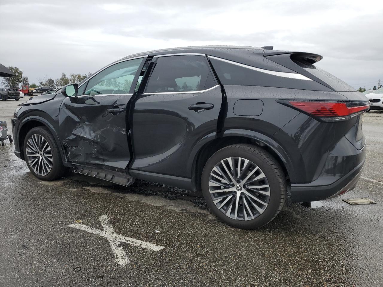 2023 Lexus RX - Image 2