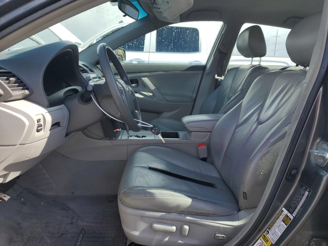 2009 Toyota Camry - Image 7